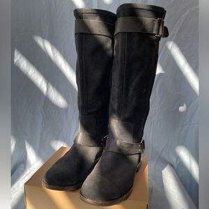 Ugg Dree Women's Size 10 Boot